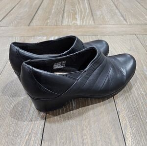 Clarks Dress Loafers Leather Slip-Ons Size 10